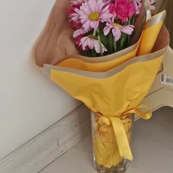 Çiçek Sepeti'nden Aldığım Buket Görselle Uyuşmuyor Ve Müşteri Hizmetlerinden Cevap Gelmedi