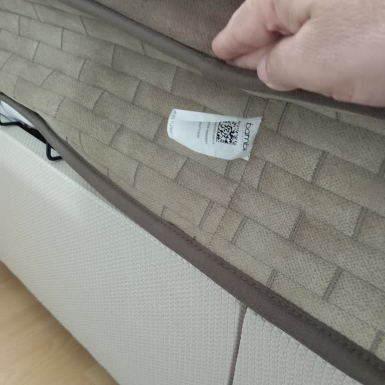 Yatakta Hızlı Çökme, Garanti Çelişkisi Ve Ücretli Servis Yönlendirmesi
