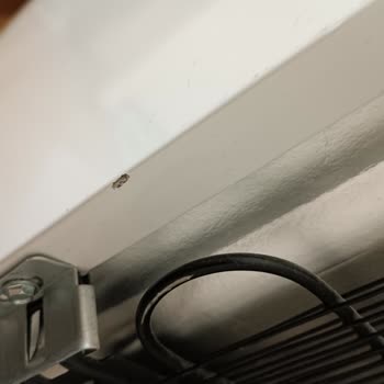 Arçelik Derin Dondurucu Soğutmuyor Ve Servis Hasar Yaptı Ürün Geri İade Talebi