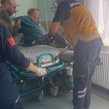 Balıkesir Burhaniye Devlet Hastanesi'nde Alerjik Reaksiyon Ve Üstten Bakan Personel Tutumu
