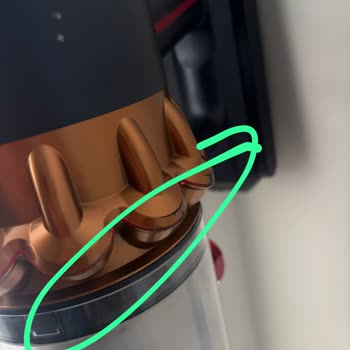 Dyson Gen5 Süpürge Boru Arızası Ve Garanti Dışı Kaba Müşteri Hizmeti