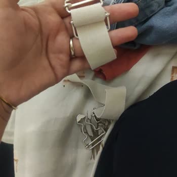 Hepsiburada'da DeFacto Çocuk Tulumu İlk Yıkamada Askı Aparatı Çıktı, Değişim Reddedildi