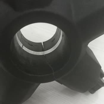 Rampage Oyuncu Koltuğunun Ayak Göbeği Kısa Sürede Kırıldı Ve Yedek Parça Talebi
