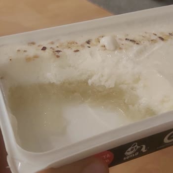 Şok Market Dondurmasında Soğuk Zincir Sorunu: Üstü Erimiş Altı Buz Halinde