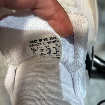 Trend34moda | Vacca Shoes Kasıtlı Numara Değişikliği Ve Satıcının İletişimi Kesmesi