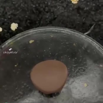Taç Ciddi Sağlık Sorunu, Cam Kapak Eridi!