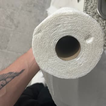 Selpak Dev Rulo Kağıt Havlu Kalitesiz, İnce Ve Dayanıksız