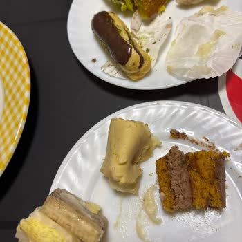 Sahur Ekmek Fırını Aldığımız Ekler Gerçekten Kötü