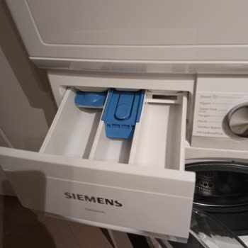 Logo Düşen Çamaşır Makinesine Ücretsiz Kapak Ve Garanti Talebi