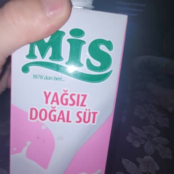 Bozulmuş Sütler Sağlık Endişesi Yaratıyor, Markadan Açıklama Ve Telafi Bekleniyor