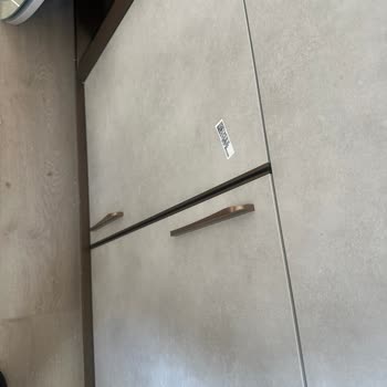 Bellona Evimde Mutfak Masası Kusurlu, Zigon Sehpa Eksik, Gardırop Kapak Hatalı Ve Personel Saygısız