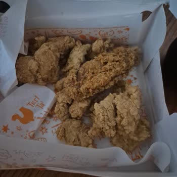 Trendyol GO’da Popeyes 3 Kişilik Menüde Yan Ürünler Eksik, Tek Hamburger Geldi Ve İade Reddi