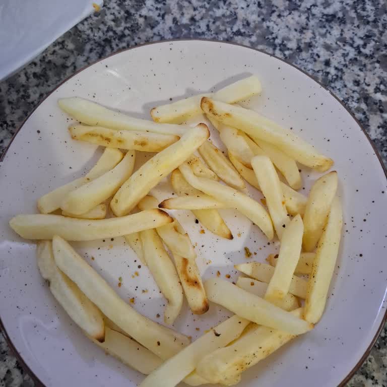 Patateslerin Çiğ Olması Nedeniyle Siparişte Mağduriyet