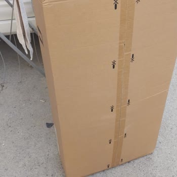 Kapıya Getirilmemiş Ve Sokakta Bırakılan IKEA Mobilyaları Nedeniyle Büyük Mağduriyet