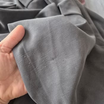 Yeni Alınan Eşofmanda Hızlı Tüylenme Ve İp Kaçıkları İçin Değişim Veya İade Talebi