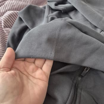 Yeni Alınan Eşofmanda Hızlı Tüylenme Ve İp Kaçıkları İçin Değişim Veya İade Talebi