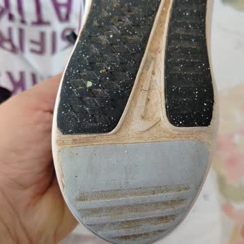 Nike Koşu Ayakkabısında Üretim Kusuru Talebi Reddedildi