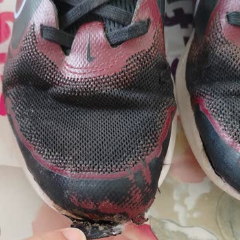 Nike Koşu Ayakkabısında Üretim Kusuru Talebi Reddedildi