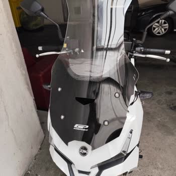Motosiklet Ön Camı 2 Gün İçinde Kırıldı, Ücretsiz Değişim Talebi