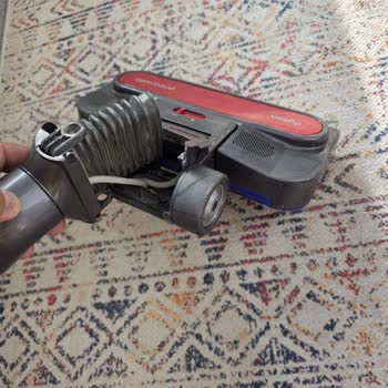 Garanti Hakkıma Rağmen Dyson Pnömatik Başlık Kırılması Kullanıcı Hatası Olarak Red Edildi