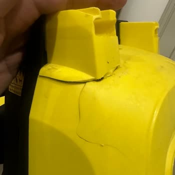 Kırık Araç Yıkama Makinesi Ve Haksız Kargo Ücreti İadesi