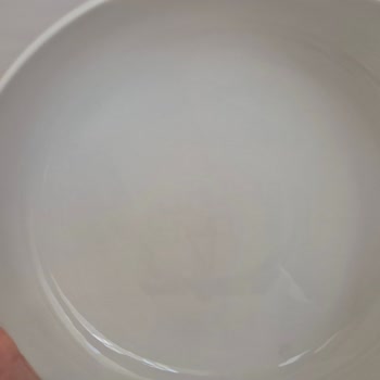 Renk Solması Ve Çıkmasıyla Kalitesini Kaybeden Yemek Takımı