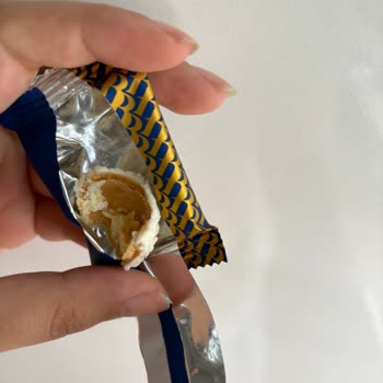 Satın Aldığım Çikolatada Yarım Ve Kırık Parça Bulunması