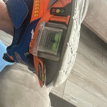 Skechers Çocuk Ayakkabısı 2 Ayda Açıldı Ve Yırtıldı, Değişim Talebim Cevapsız