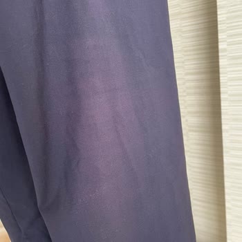 Kısa Sürede Renk Solması Ve Kalitesiz Takım Elbise