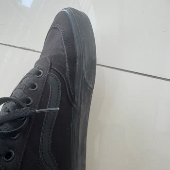 Vans Ayakkabısının Renk Atması Ve Geri Ödeme Talebi
