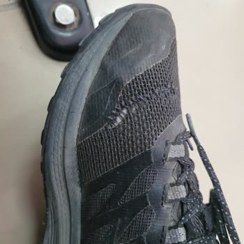 Merrell Ayakkabısındaki Buruşukluk Erken Yırtılma Ve İade Talebi