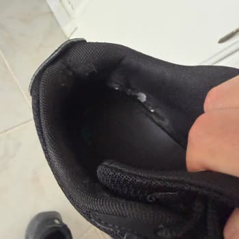 Kısa Sürede Yırtılan Puma Ayakkabılarım İçin Değişim Ve İade Talebi