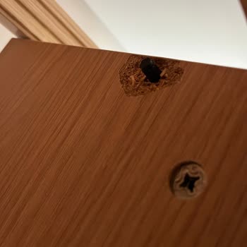 Vivense TV Sehpasının Kalitesizliği Ve Montaj Zorluğu: İade Talebi