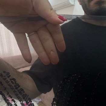 4000 TL'lik Defolu Kıyafet Ve Saygısız Satıcı