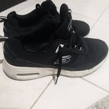 Alt Tabanı Parçalanan Skechers Ayakkabısı İçin Ücret İadesi Talebi
