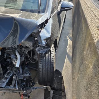 Airbagların Açılmaması Ve Elektrik Kesintisi Aracımın Güvenliğini Tehlikeye Attı