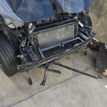 Airbagların Açılmaması Ve Elektrik Kesintisi Aracımın Güvenliğini Tehlikeye Attı