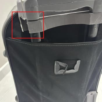 Bavulum Hasarlı Çıktı Ve AJet Sorumluluğu Reddetti