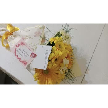 Gerbera Buketi Görsellerle Uyuşmuyor Ve Müşteri Hizmetinden Yanıt Yok