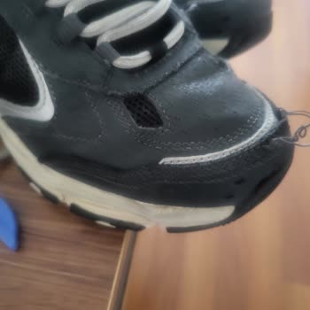 Skechers Ayakkabısında Dikiş Sorunu Ve Kullanıcı Hatası İddiası Reddedildi