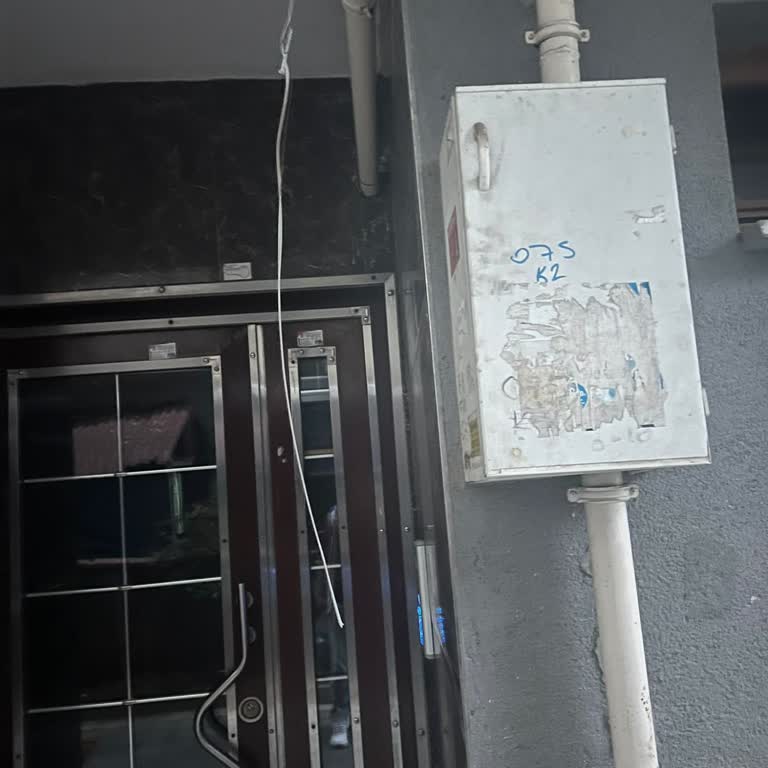 İstanbul Sancaktepe'deki Apartmanda Fiber Kablo Kopması Ve Müdahale Gecikmesi