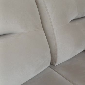 Koltuk Renk Farklılığı Ve Özensiz Montaj Şikayeti