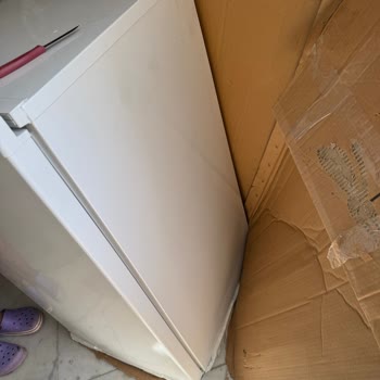 Yanlış Model Ve Hasarlı Dondurucu Teslimatı İçin Acil Değişim Talebi