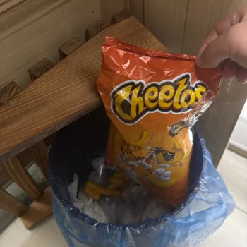 Migros Sanal Market’te Bayat Cheetos Çerezi İçin İade Talebi