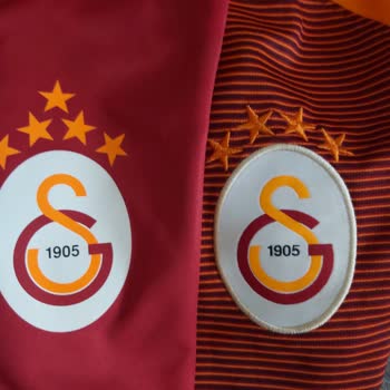 Galatasaray Forması Kalite Sorunu: Naylon Baskı Ve Vasat Kumaş
