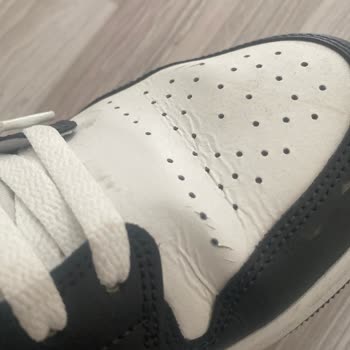 Nike Air Jordan Deri Ayrılma Sorunu Ve Yetersiz Müşteri Desteği