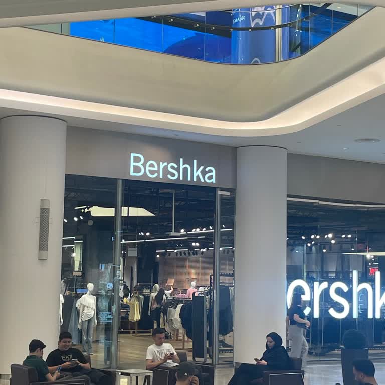 Personelin Saygısız Tavırları Bershka Mağazasında Müşteri Deneyimini Bozdu