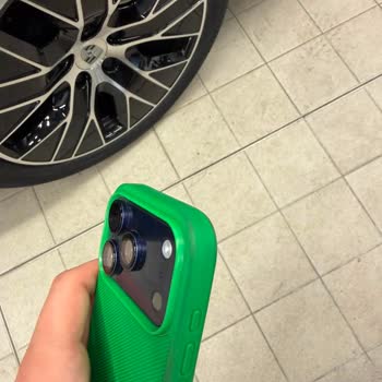 Lacoste Telefon Kılıfı Renk Atıyor, Müşteri Hizmetleri Oyalıyor