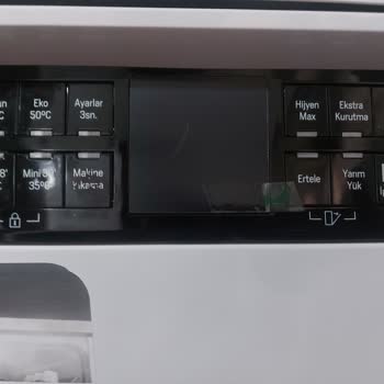 Arçelik Bulaşık Makinesinde Temizlik Sorunu, Ekran Yazısı Siliniyor Ve Servis İhmali