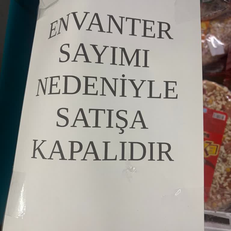 A101 Şubesinde Dolapların Kapalı Sayılması Müşteriyi Mağdur Etti